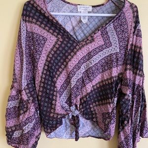 Women’s purple/pink blouse